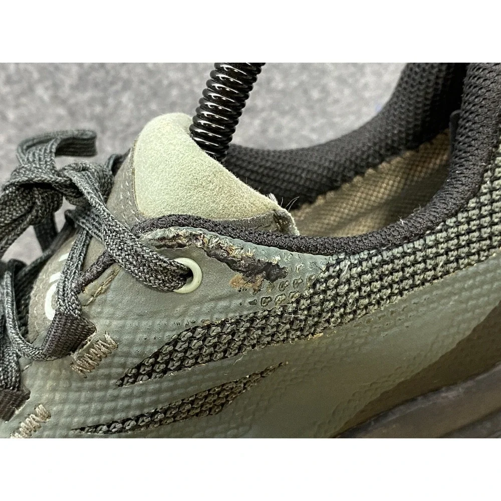 Salomon‎ Outline Low Gore-Tex Hiking Shoes Muted Green Men's US 7.5